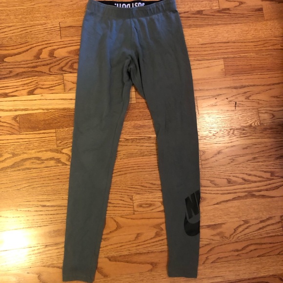 Green Nike Women’s leggings - Picture 1 of 4